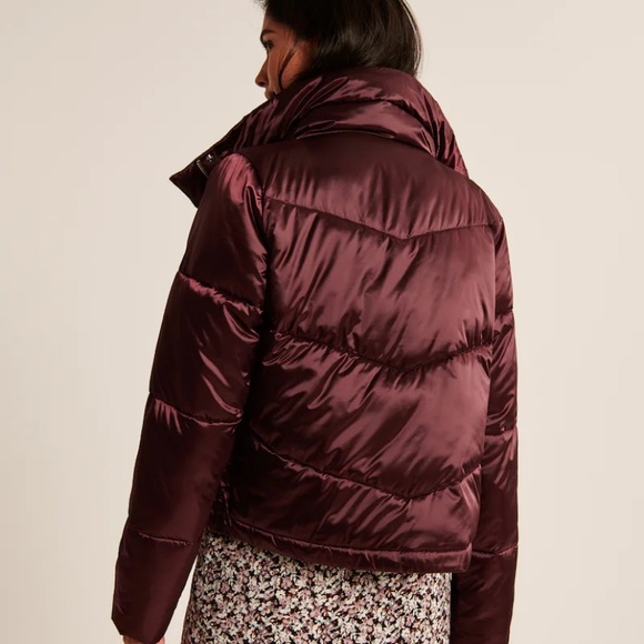 Abercrombie & Fitch Satin Mini Puffer Burgundy - Picture 4 of 5